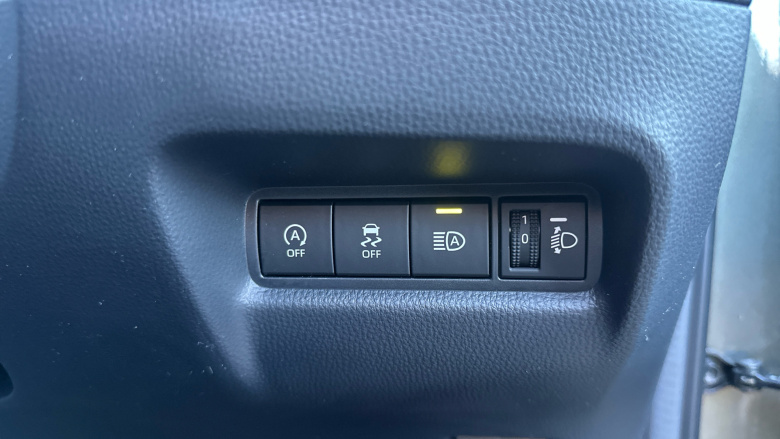 Toyota Aygo X 1.0 VVT-i Edge 5dr Petrol Hatchback